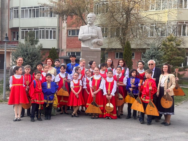 ГРАН-ПРИ В РЕСПУБЛИКАНСКОМ КОНКУРСЕ "TALANTED KIDS"
